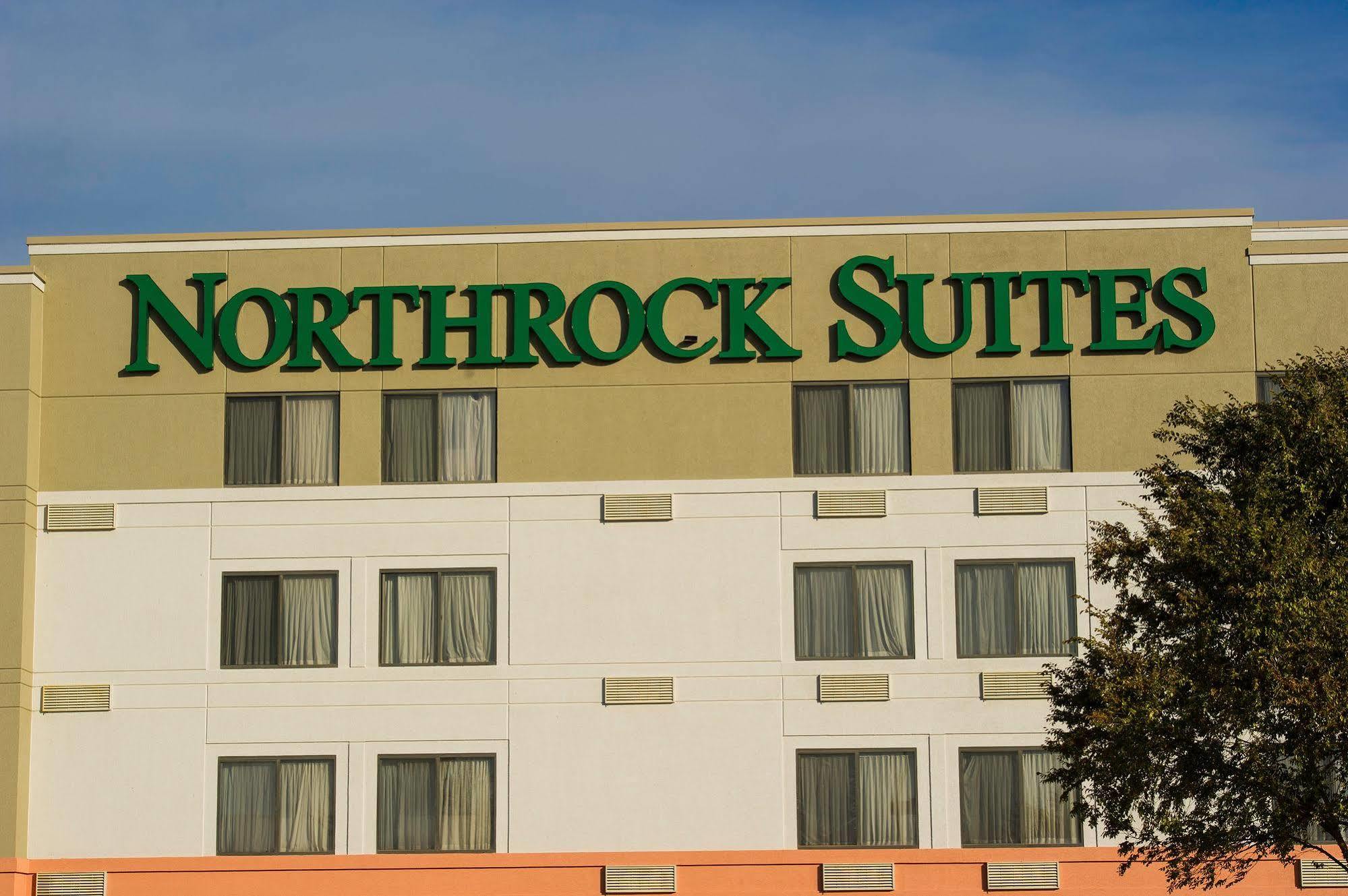 Comfort Inn & Suites Уичита Экстерьер фото